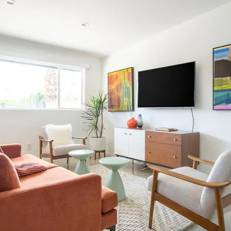 West Elm House: The Seven-Eighty By Acme House Company-3